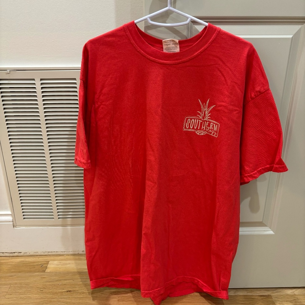 Southernology Comfort Colors Size XL Ruffin Around the Christmas Tree